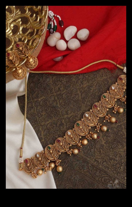 גולדן גרייס: עטוף את עצמך בזוהר של קולקציית שרשראות הזהב שלנו