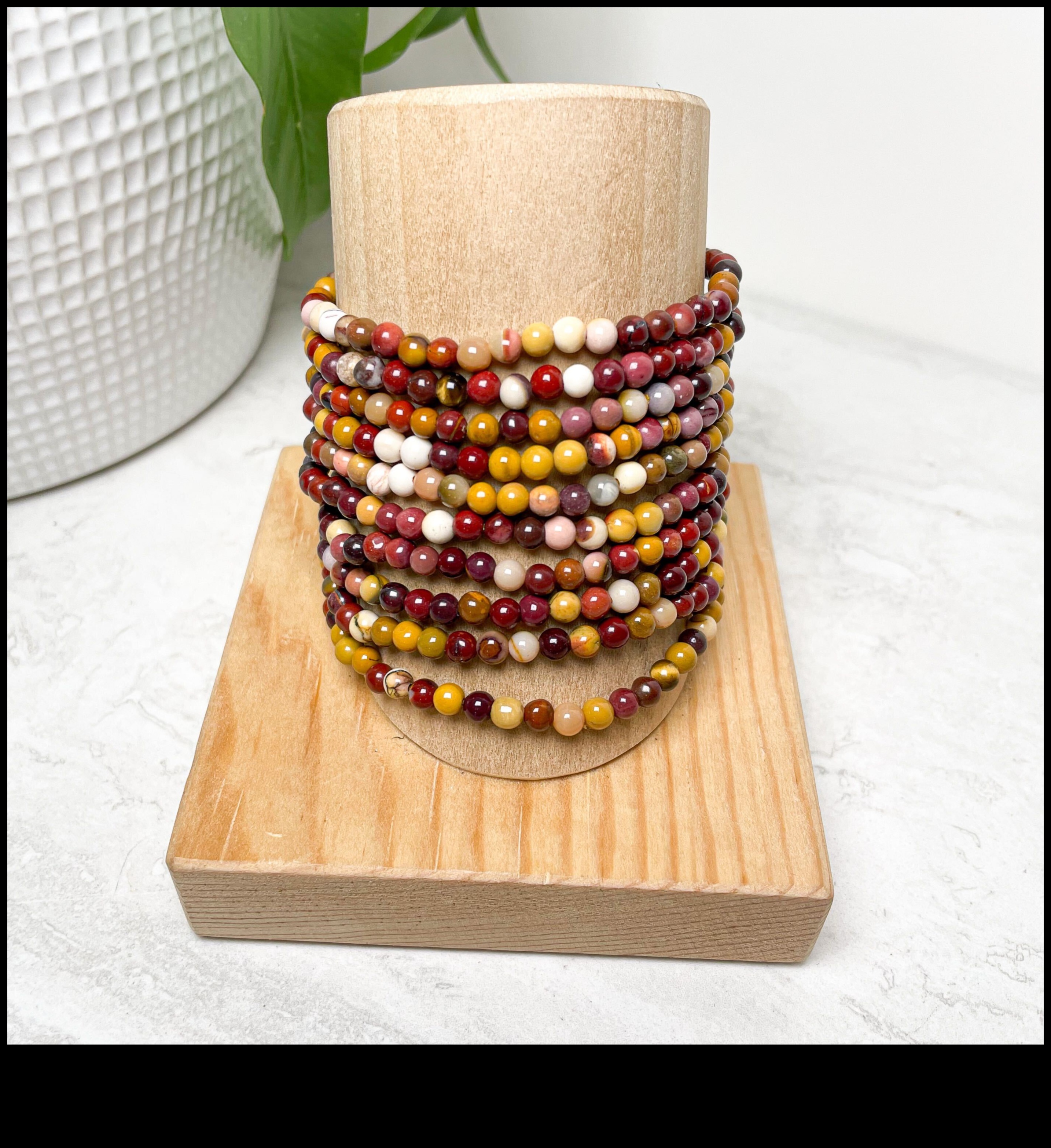 Crystal Cascade אוסף מדהים של צמידים להתקשט ב-2 מפל קריסטל: התקשטו במפל של צמידי הקריסטל שלנו