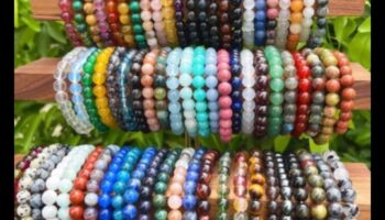 מפל קריסטל: התקשטו במפל של צמידי הקריסטל שלנו