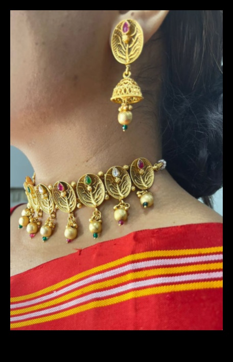 גולדן גרייס: עטוף את עצמך בזוהר של קולקציית שרשראות הזהב שלנו