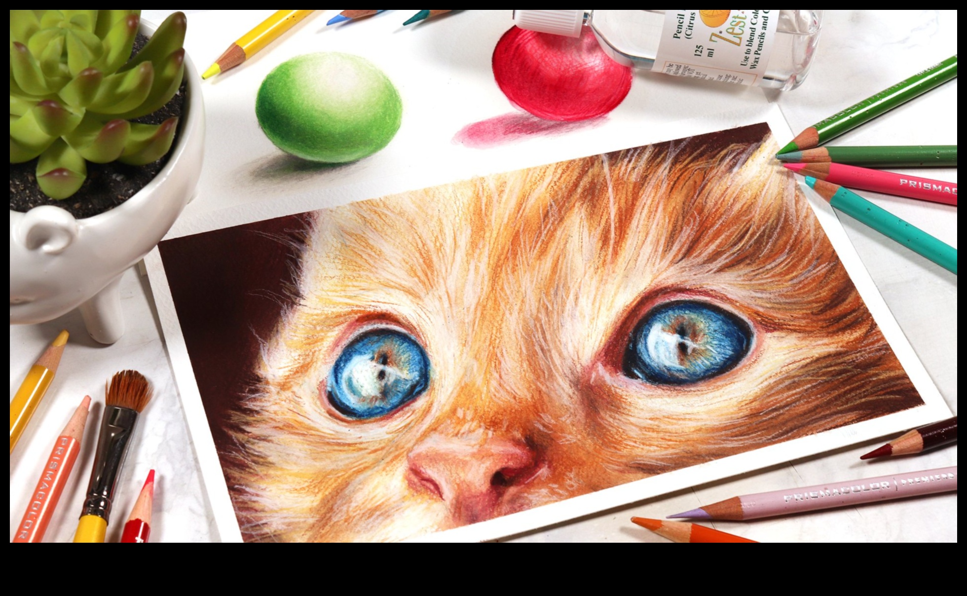 רישומי עיפרון צבעוניים מרשימים מסע חזותי 2 נועזים ויפים: רישומי עיפרון צבעוניים מרהיבים עם השפעה