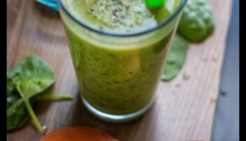 אבוקדו אלגנטיות: שייקים ירוקים קרמיים ויוקרתיים לכל אירוע